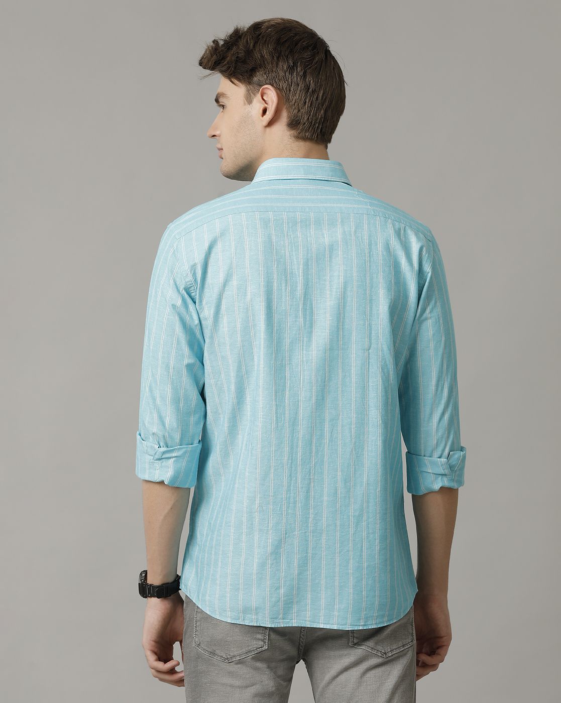 Men's Blended Linen Turquoise Blue Striped Contemporary Fit Full Sleeve Casual Shirt