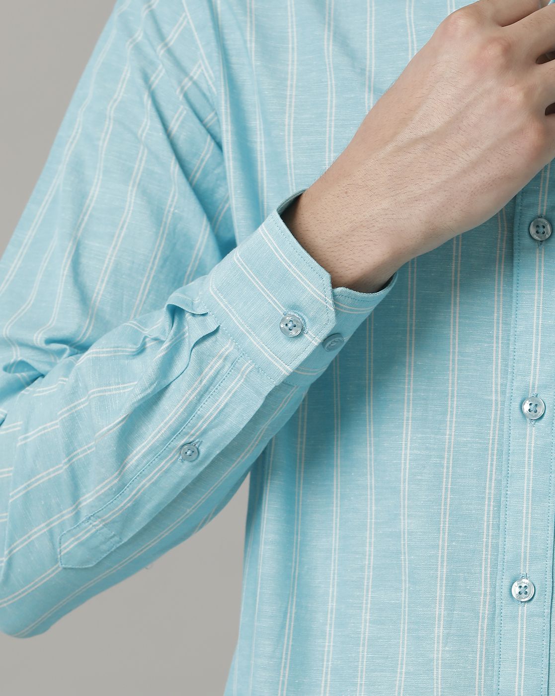 Men's Blended Linen Turquoise Blue Striped Contemporary Fit Full Sleeve Casual Shirt