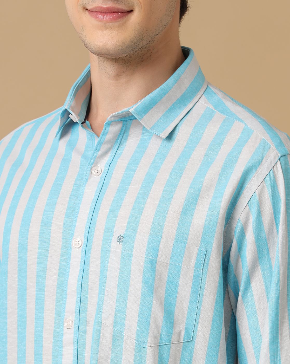 Men's Blended Linen Blue Striped Contemporary Fit Full Sleeve Casual Shirt