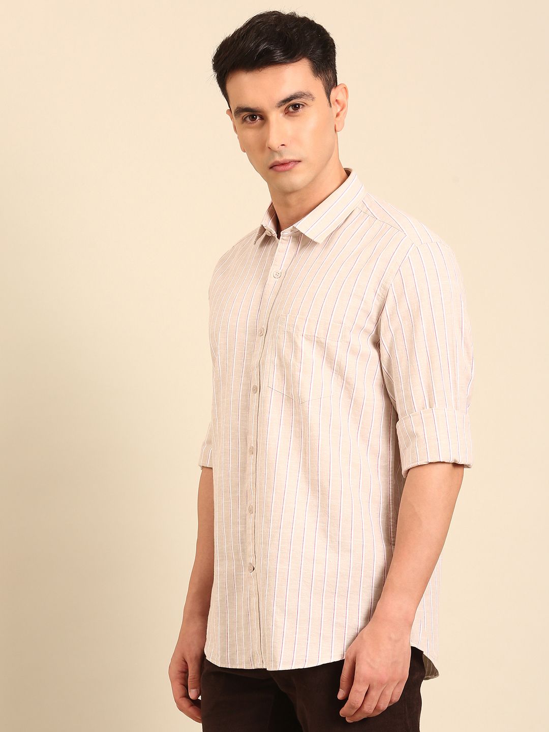 CAVALLO by Linen Club Men's Blended Linen Beige Striped Contemporary Fit Full Sleeve Casual Shirt