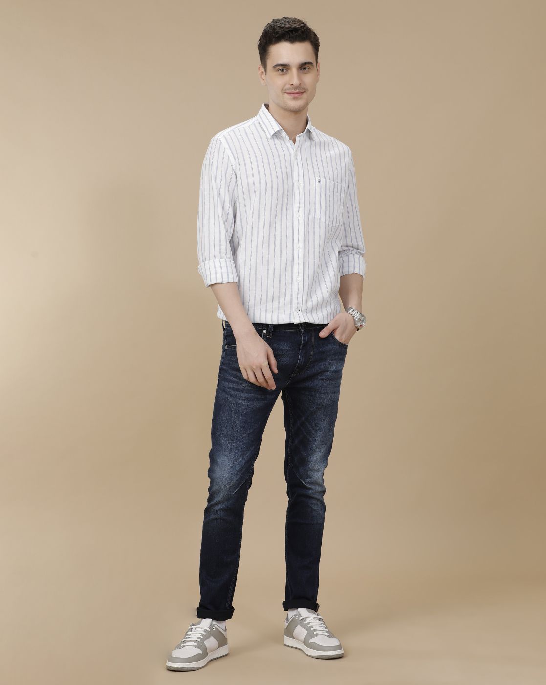 CAVALLO by Linen Club Men's Blended Linen Blue Striped Contemporary Fit Full Sleeve Casual Shirt