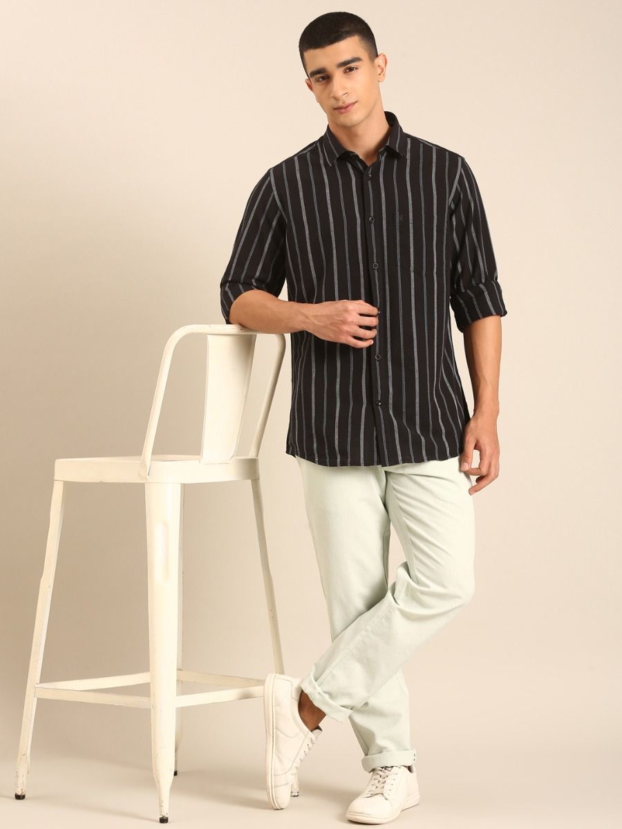 CAVALLO by Linen Club Men's Blended Linen Black Striped Contemporary Fit Full Sleeve Casual Shirt
