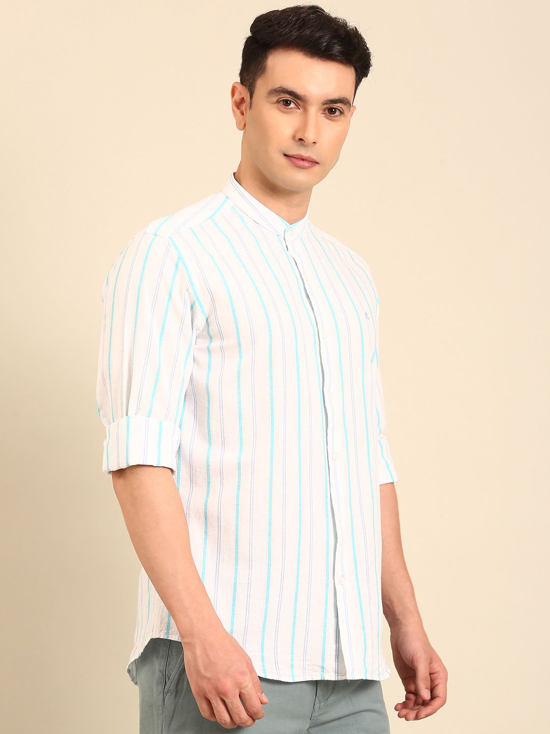 CAVALLO by Linen Club Men's Blended Linen White Striped Contemporary Fit Full Sleeve Casual Shirt