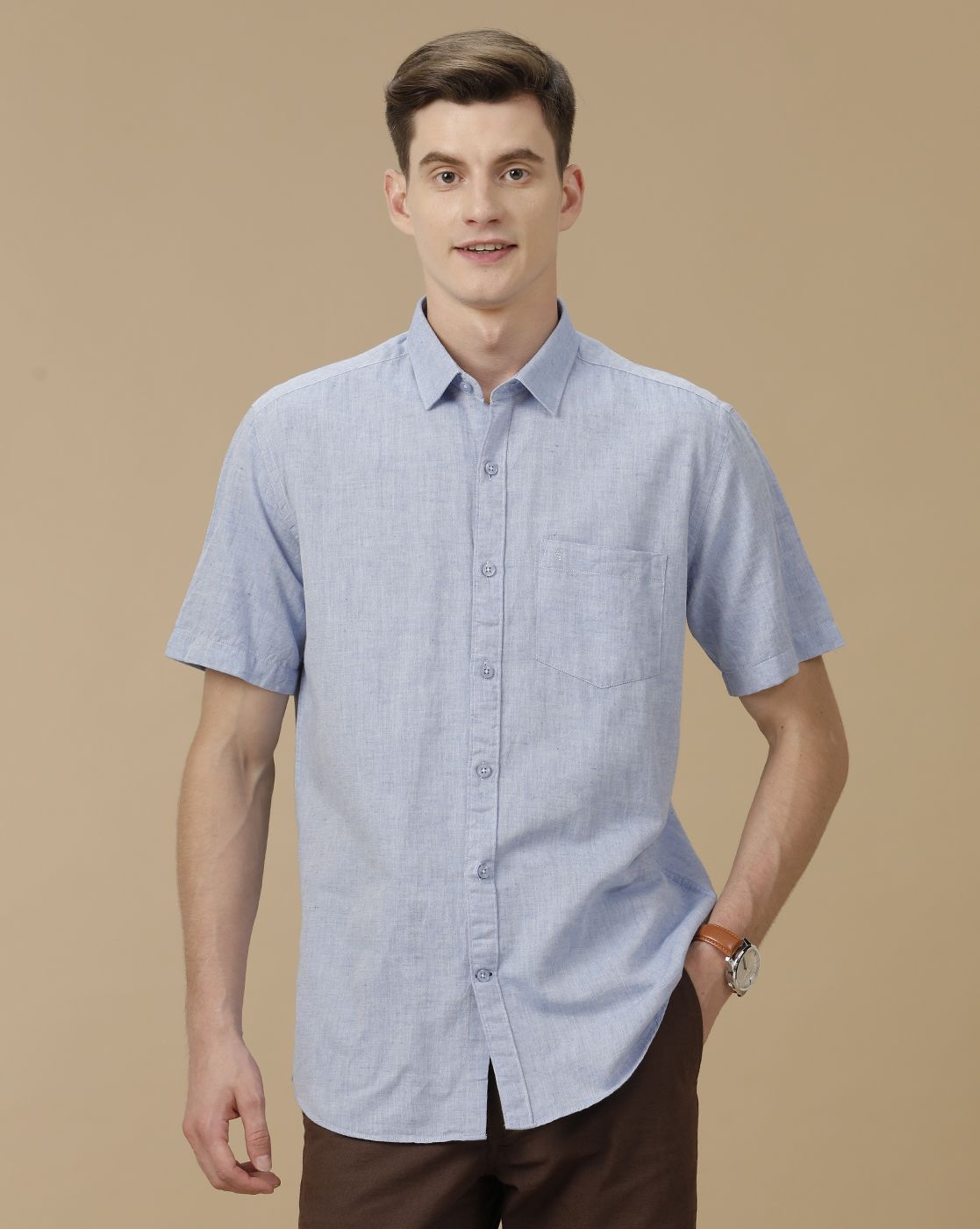 Men's Blended Linen Blue Solid Contemporary Fit Half Sleeve Casual Shirt