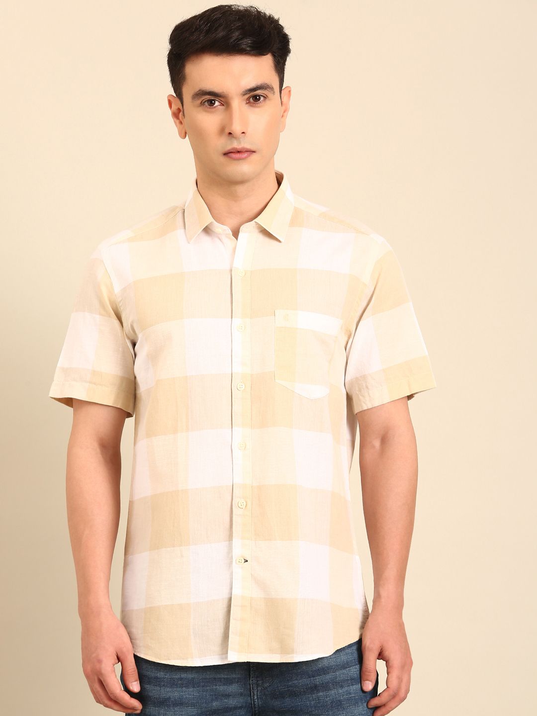 CAVALLO by Linen Club Men's Blended Linen Natural Checkered Contemporary Fit Half Sleeve Casual Shirt