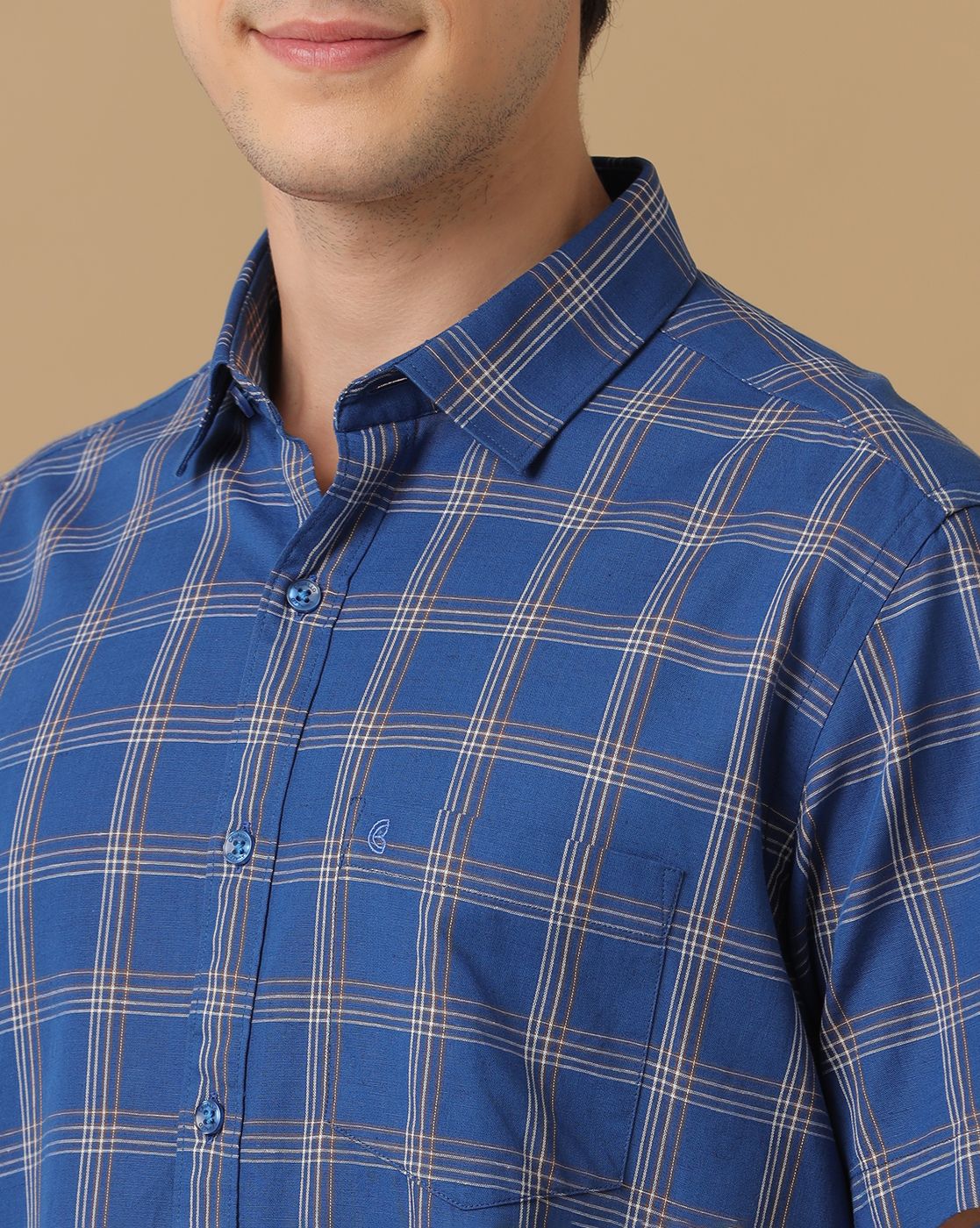 Cavallo By Linen Club Men's Blue Checked Contemporary Fit Half Sleeve Casual Shirt