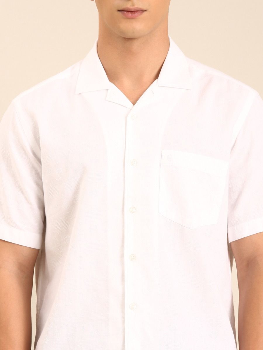 CAVALLO by Linen Club Men's Blended Linen White Printed Contemporary Fit Half Sleeve Casual Shirt