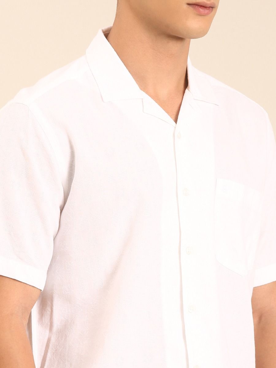 CAVALLO by Linen Club Men's Blended Linen White Printed Contemporary Fit Half Sleeve Casual Shirt