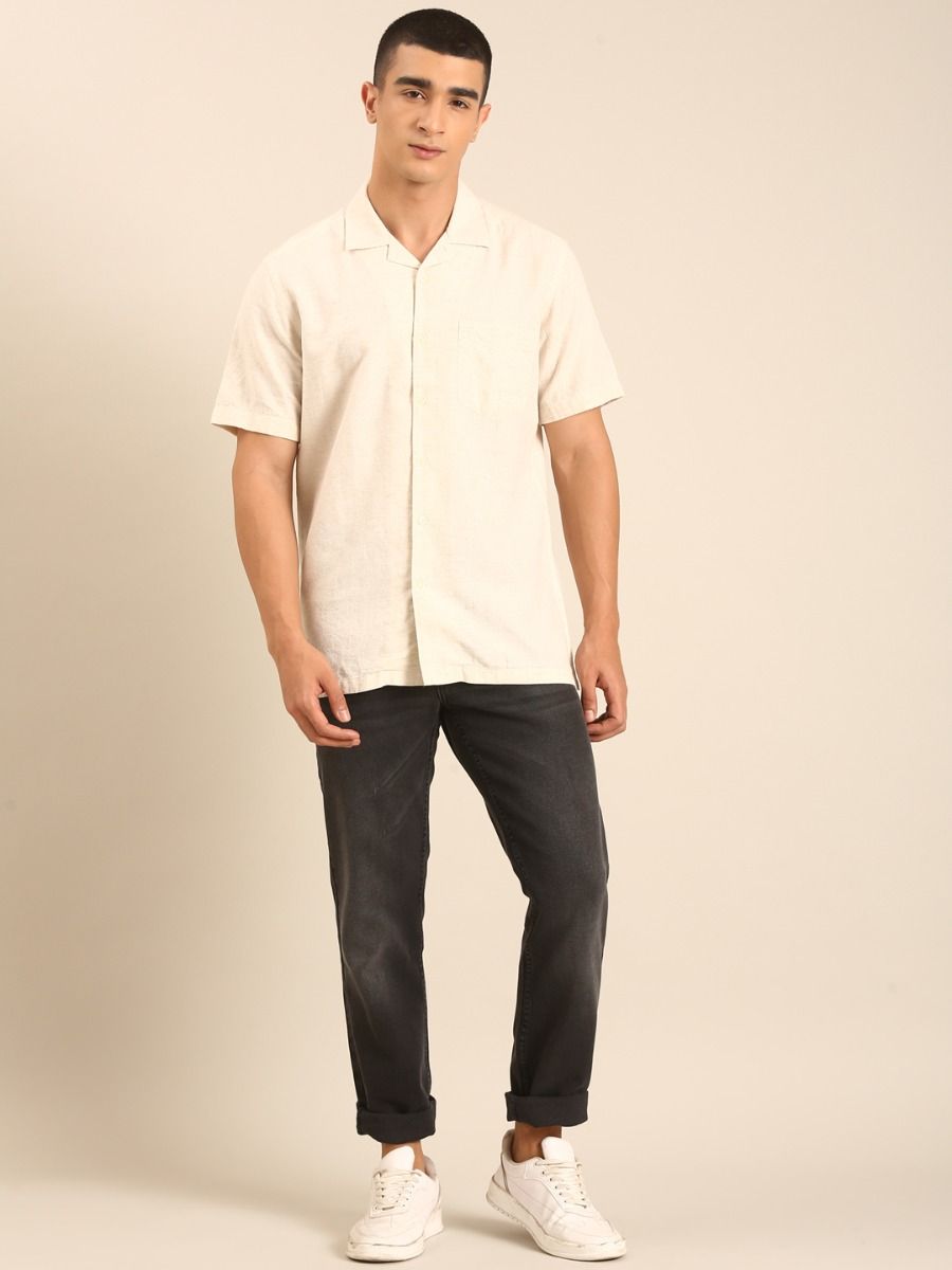 CAVALLO by Linen Club Men's Blended Linen Off White Printed Contemporary Fit Half Sleeve Casual Shirt