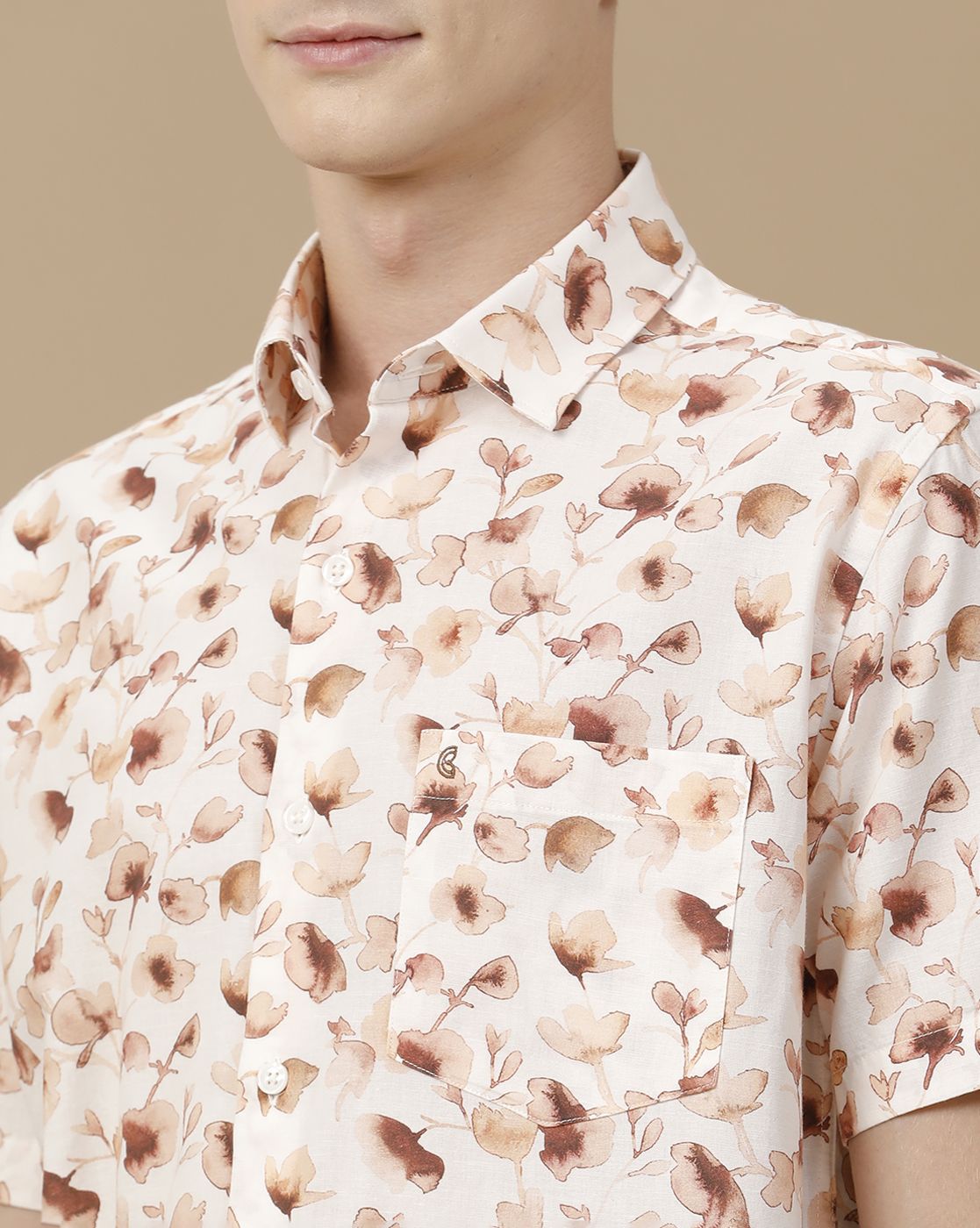 Men's Blended Linen Beige Printed Contemporary Fit Half Sleeve Casual Shirt
