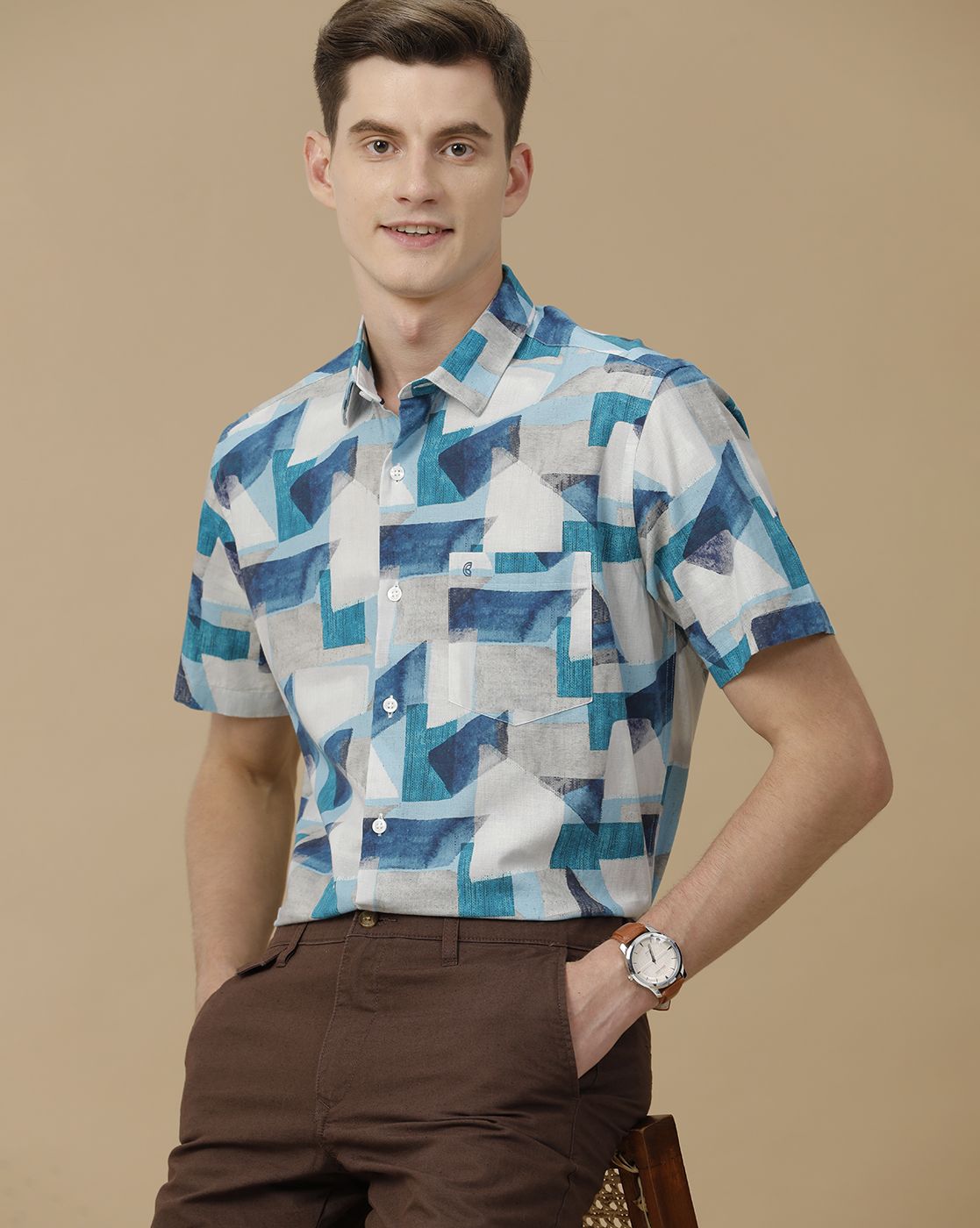 Men's Blended Linen Blue Printed Contemporary Fit Half Sleeve Casual Shirt