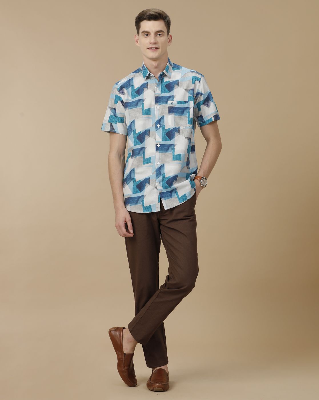 Men's Blended Linen Blue Printed Contemporary Fit Half Sleeve Casual Shirt