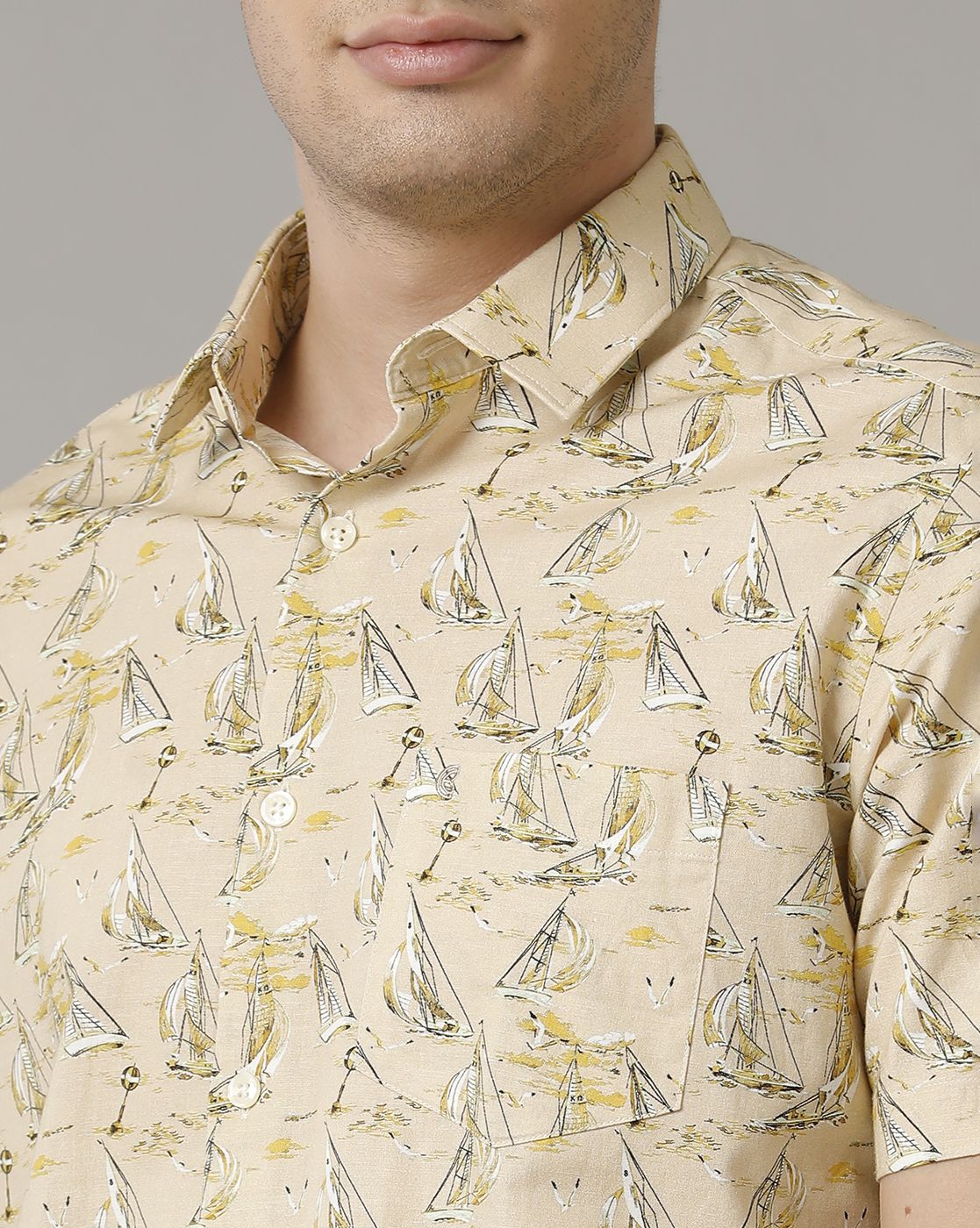 Men's Blended Linen Yellow Printed Contemporary Fit Half Sleeve Casual Shirt