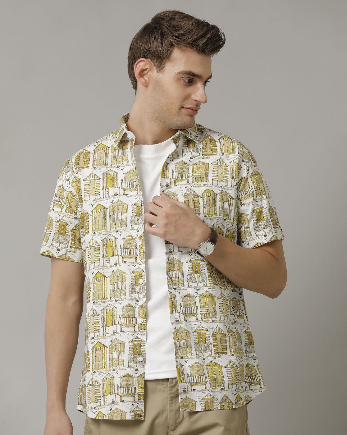 Men's Blended Linen Yellow Printed Contemporary Fit Half Sleeve Casual Shirt