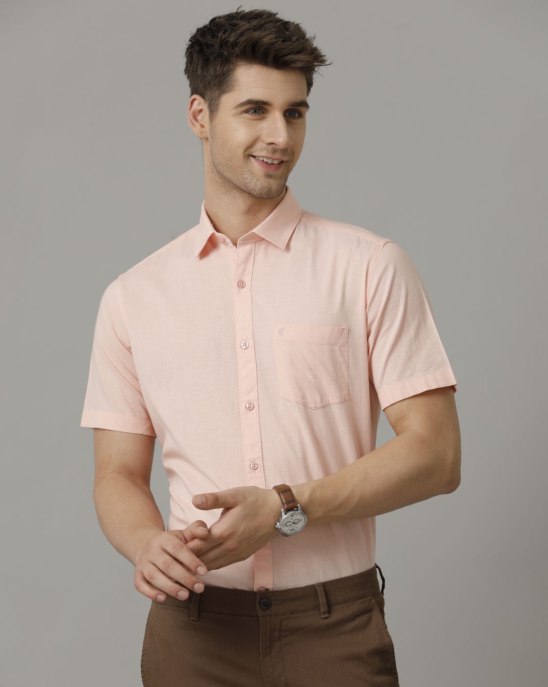 Men's Blended Linen Pink Solid Contemporary Fit Half Sleeve Sleeve Casual Shirt