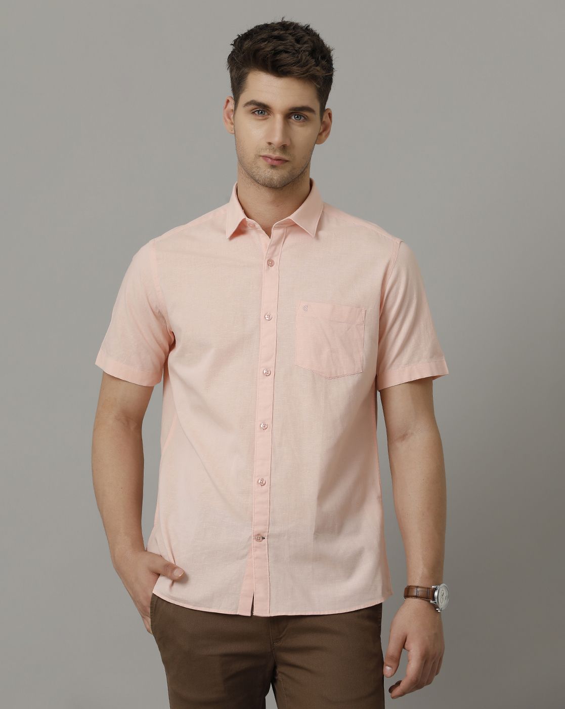 Men's Blended Linen Pink Solid Contemporary Fit Half Sleeve Sleeve Casual Shirt