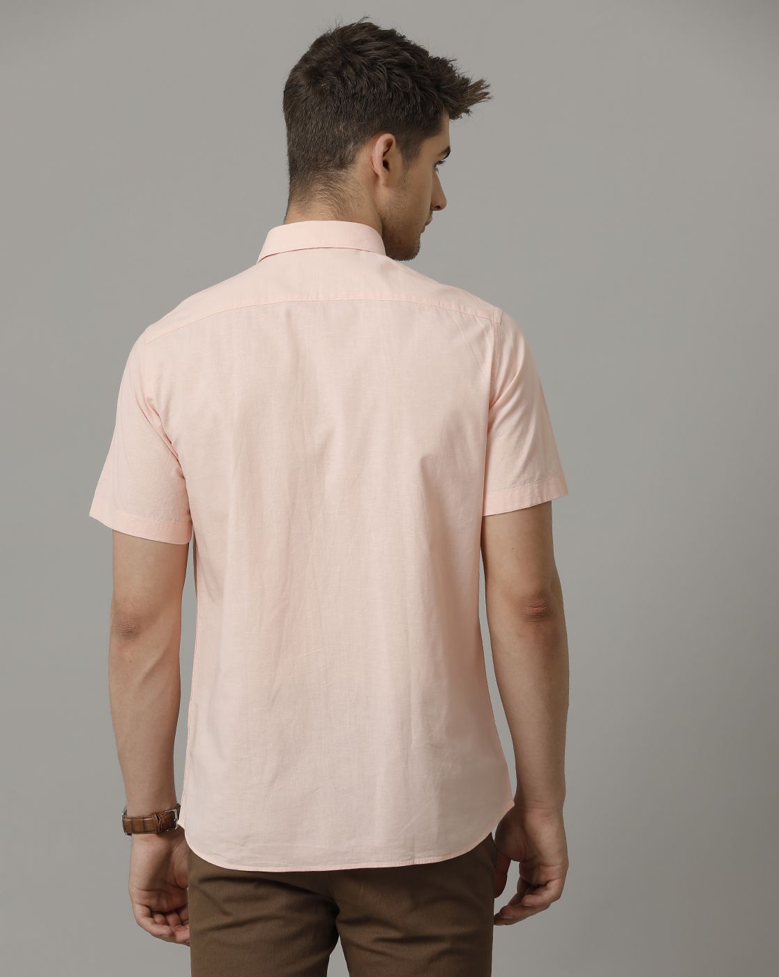 Men's Blended Linen Pink Solid Contemporary Fit Half Sleeve Sleeve Casual Shirt