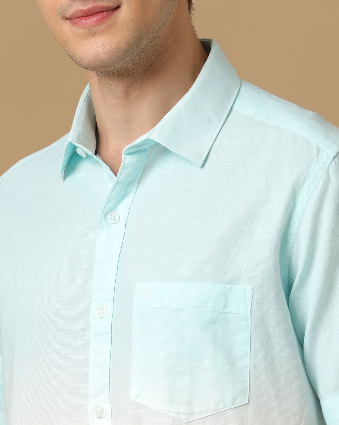 Men's Blended Linen White Solid Contemporary Fit Half Sleeve Casual Shirt