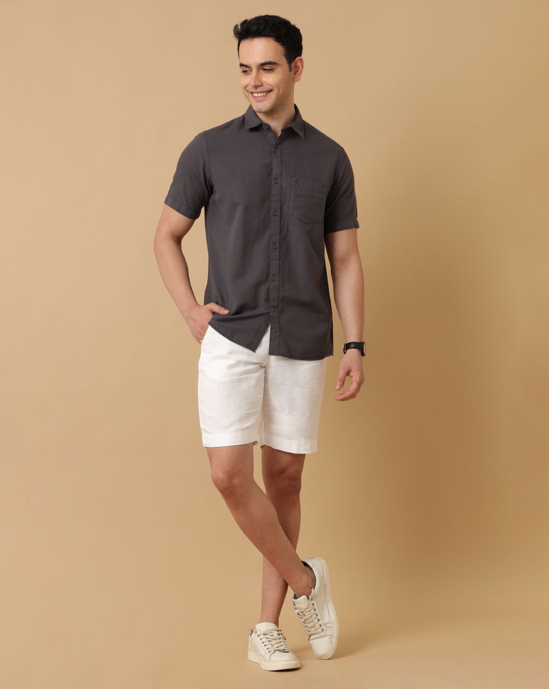Men's Blended Linen Grey Solid Contemporary Fit Half Sleeve Casual Shirt
