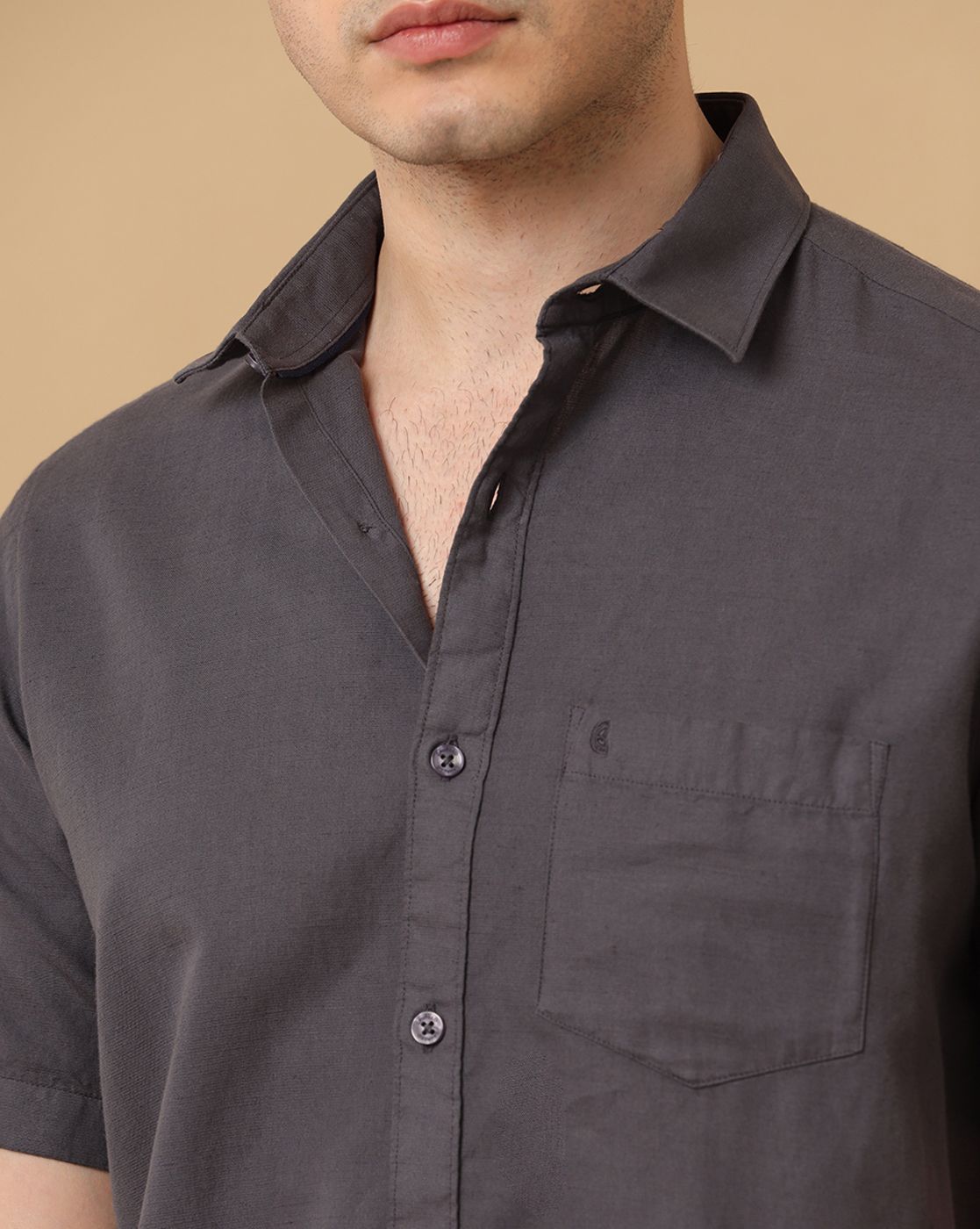 Men's Blended Linen Grey Solid Contemporary Fit Half Sleeve Casual Shirt