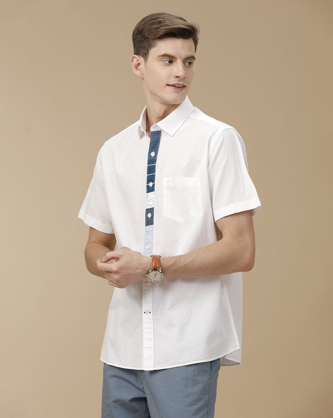 Men's Blended Linen White Solid Contemporary Fit Half Sleeve Casual Shirt