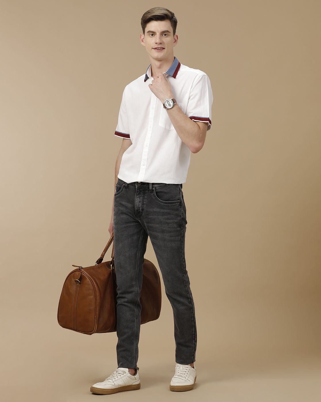 Men's Blended Linen White Solid Contemporary Fit Half Sleeve Casual Shirt