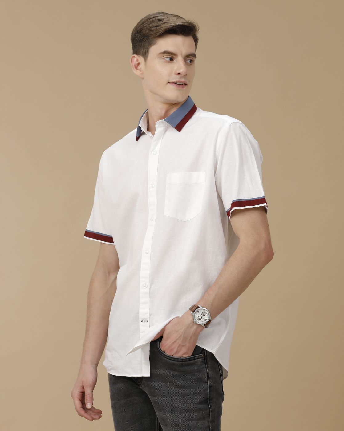 Men's Blended Linen White Solid Contemporary Fit Half Sleeve Casual Shirt