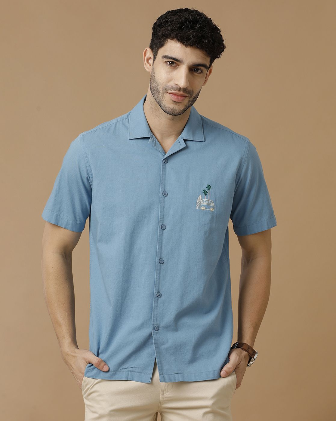 Men's Blended Linen Blue Solid Contemporary Fit Half Sleeve Casual Shirt