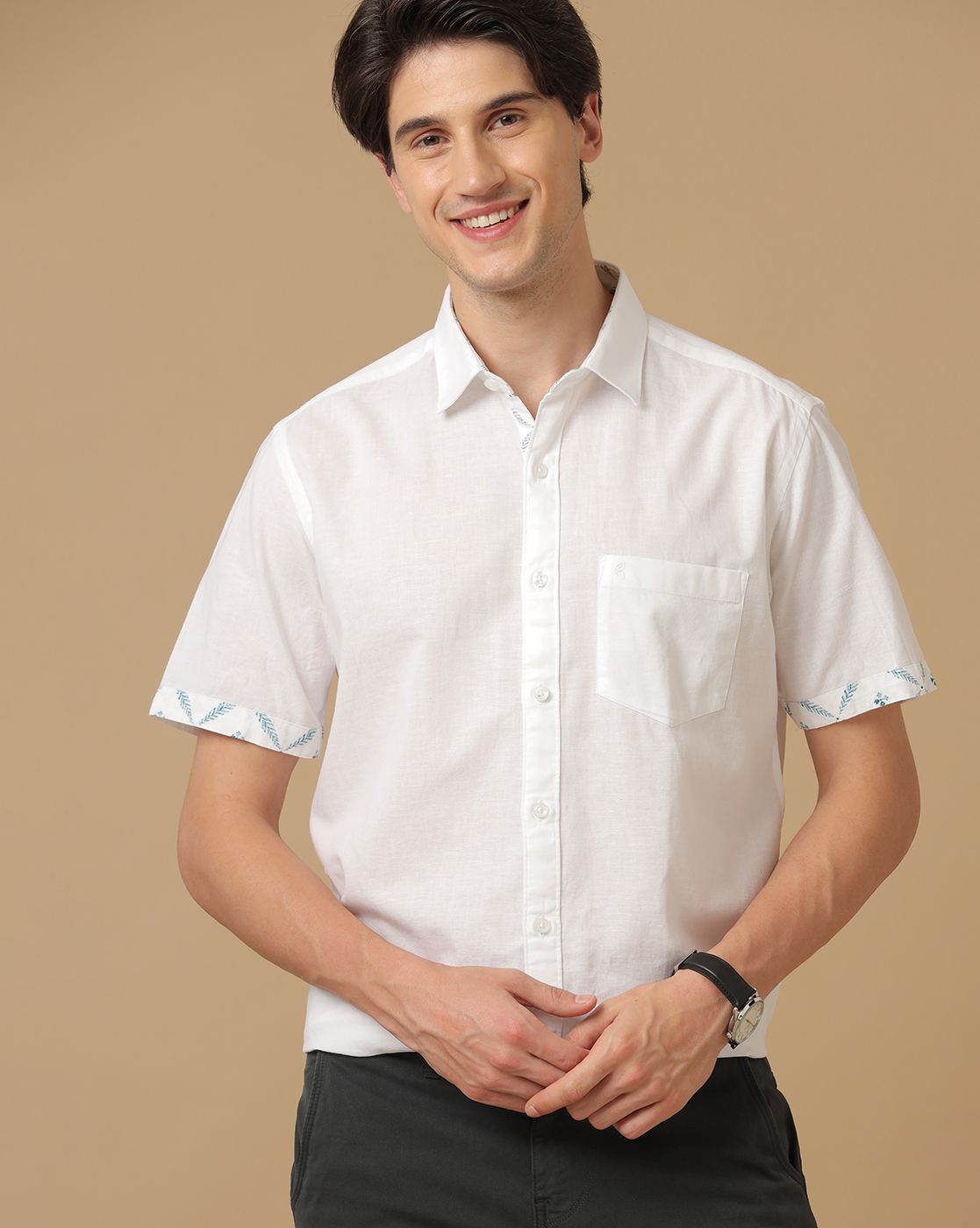 Men's Blended Linen White Solid Contemporary Fit Half Sleeve Casual Shirt