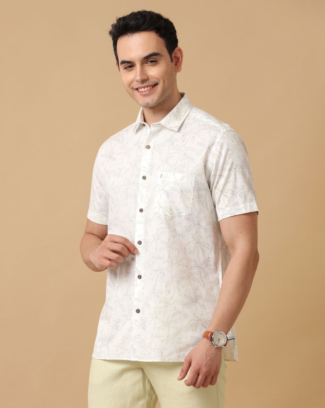 Cavallo By Linen Club Men's White Printed Contemporary Fit Half Sleeve Casual Shirt