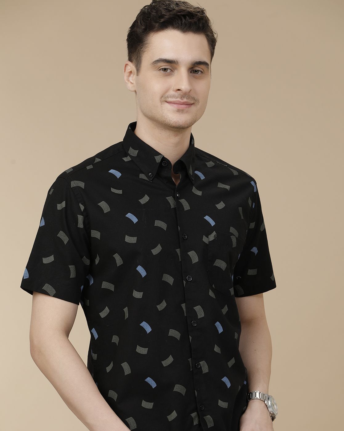 CAVALLO by Linen Club Men's Blended Linen Black Printed Contemporary Fit Half Sleeve Casual Shirt