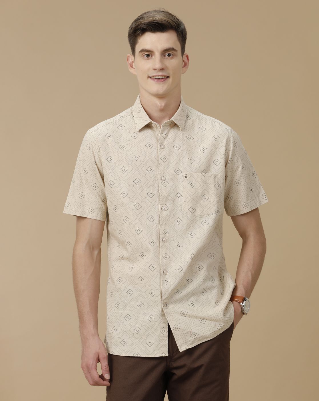 Men's Blended Linen Beige Printed Contemporary Fit Half Sleeve Casual Shirt