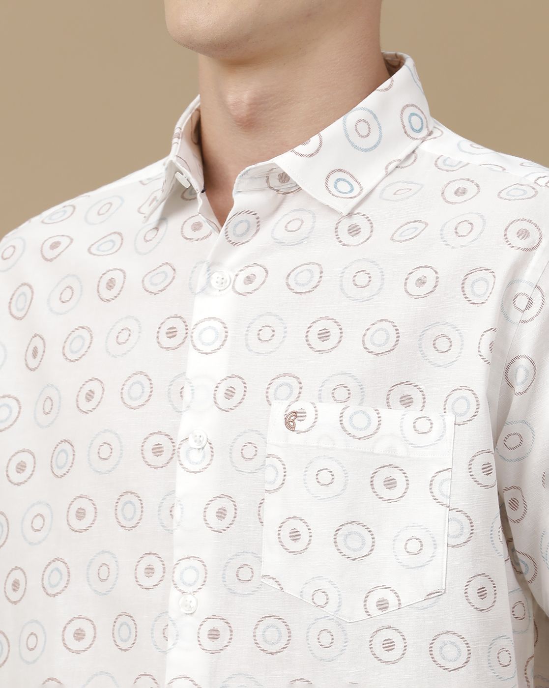 Men's Blended Linen White Printed Contemporary Fit Half Sleeve Casual Shirt