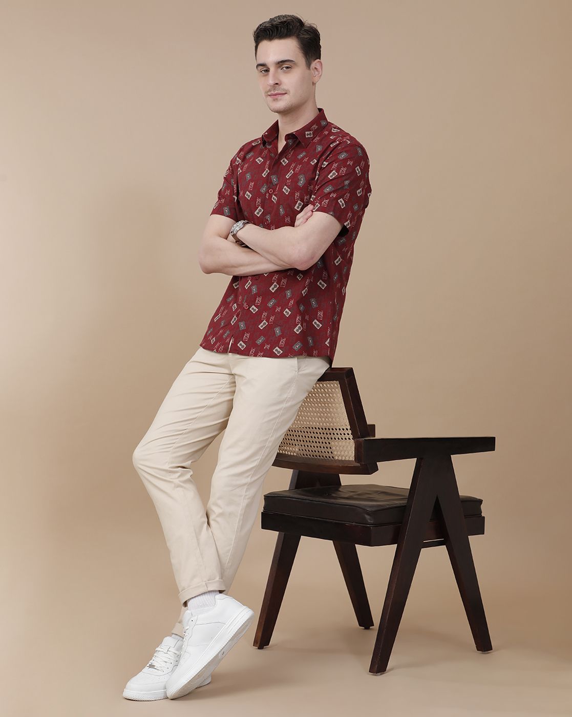CAVALLO by Linen Club Men's Blended Linen Maroon Printed Contemporary Fit Half Sleeve Casual Shirt