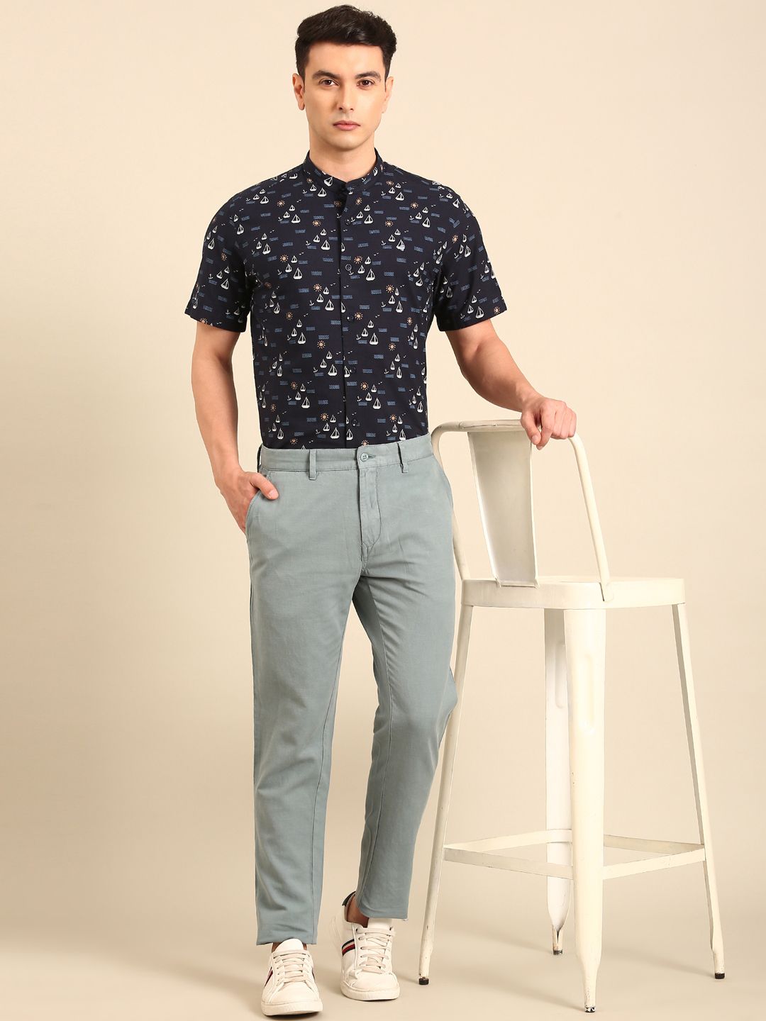 CAVALLO by Linen Club Men's Blended Linen Navy Printed Contemporary Fit Half Sleeve Casual Shirt