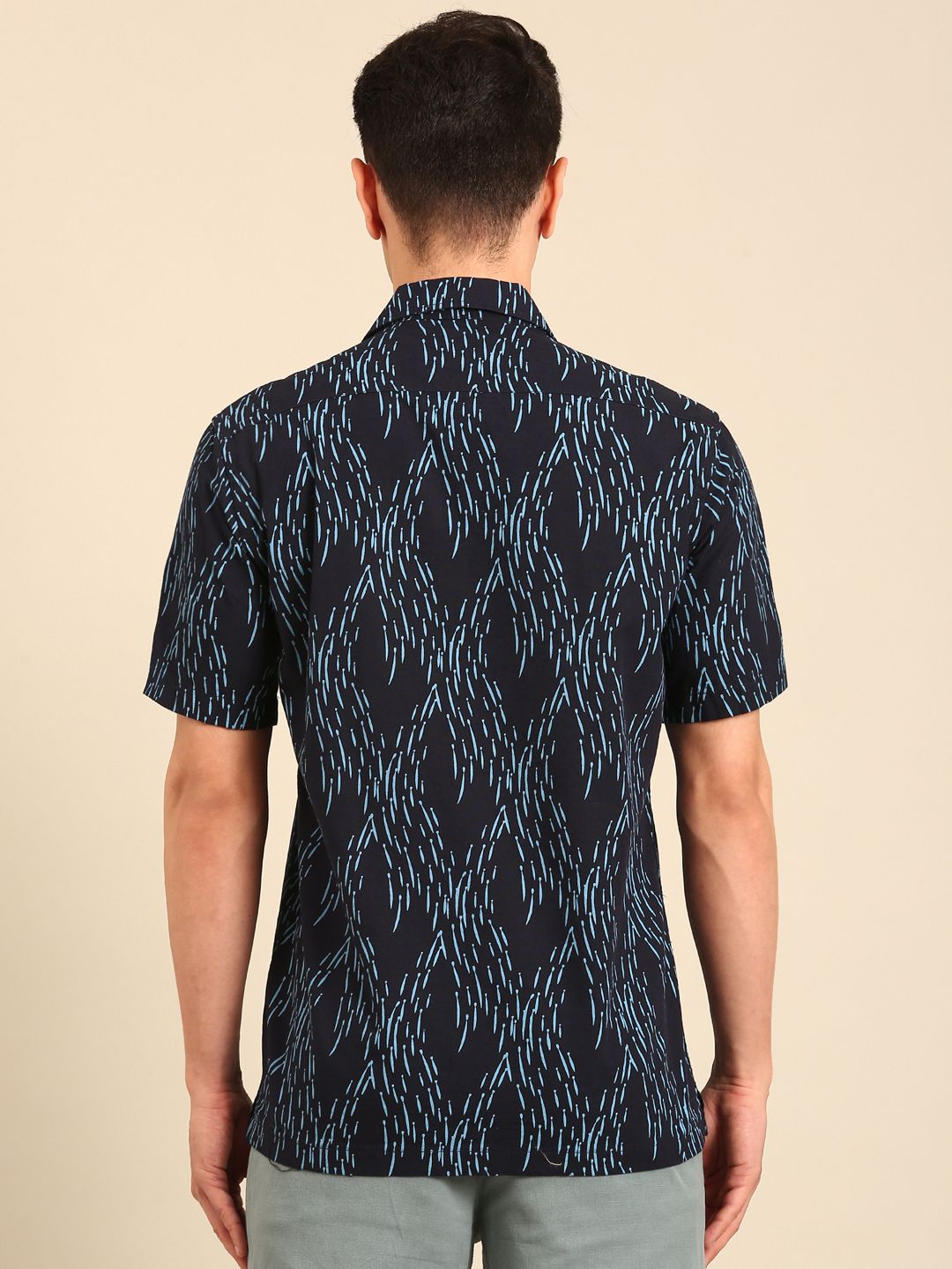 CAVALLO by Linen Club Men's Blended Linen Navy Printed Contemporary Fit Half Sleeve Casual Shirt