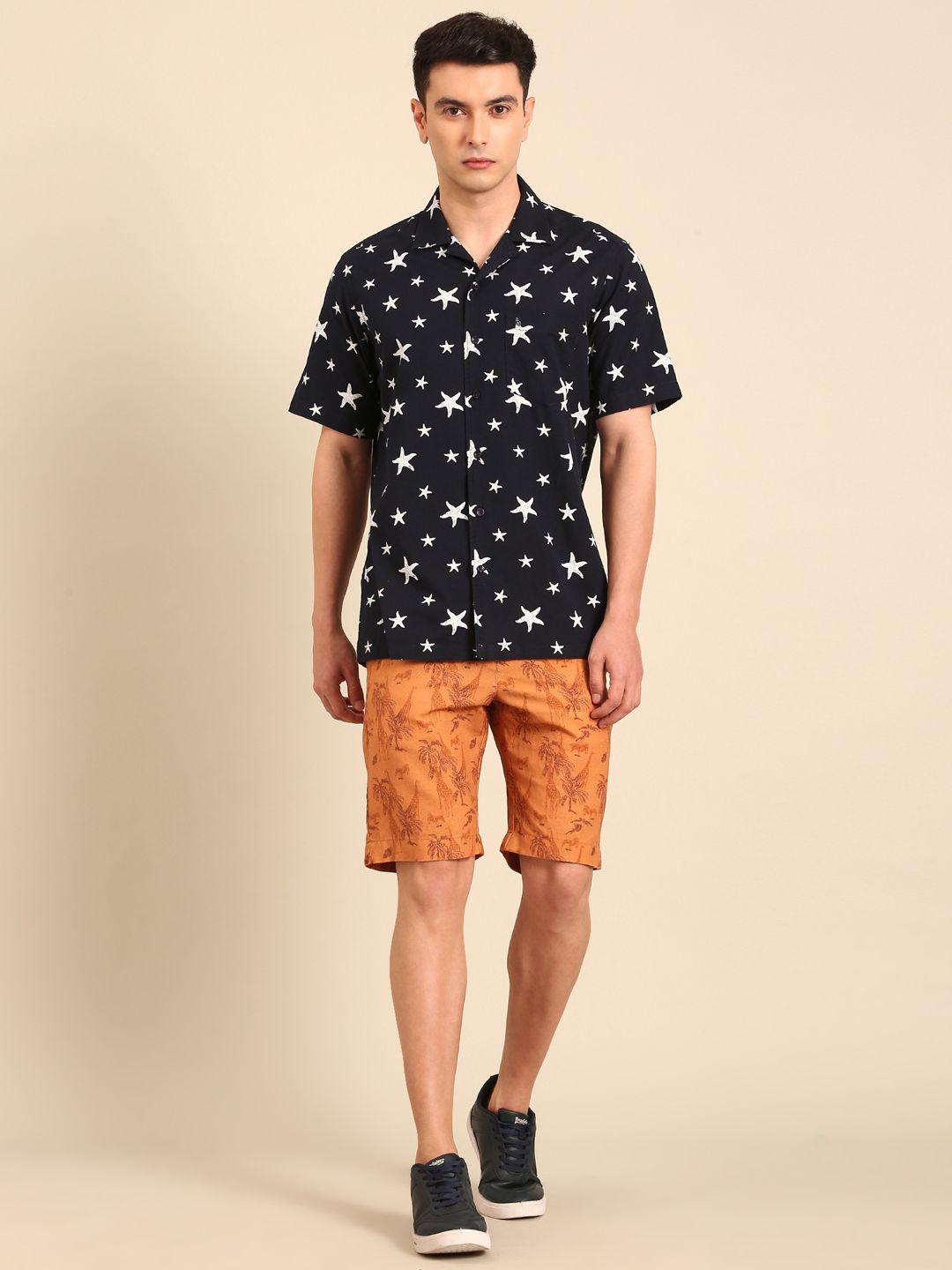 CAVALLO by Linen Club Men's Blended Linen Black Printed Contemporary Fit Half Sleeve Casual Shirt