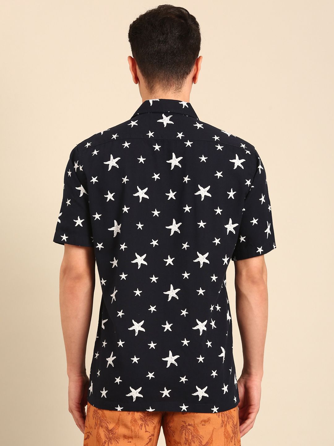 CAVALLO by Linen Club Men's Blended Linen Black Printed Contemporary Fit Half Sleeve Casual Shirt