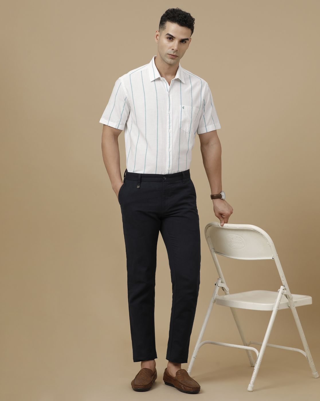 CAVALLO by Linen Club Men's Blended Linen White Striped Contemporary Fit Half Sleeve Casual Shirt