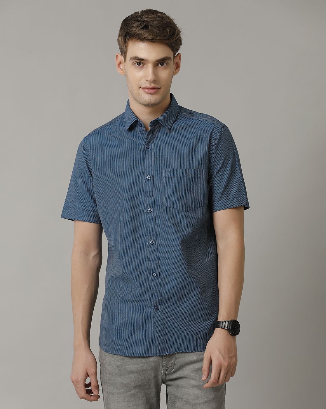 Men's Blended Linen Blue Striped Contemporary Fit Half Sleeve Casual Shirt