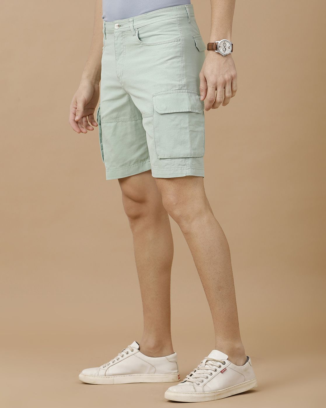 Mens Linen Green Solid Contemporary Fit Casual Shorts