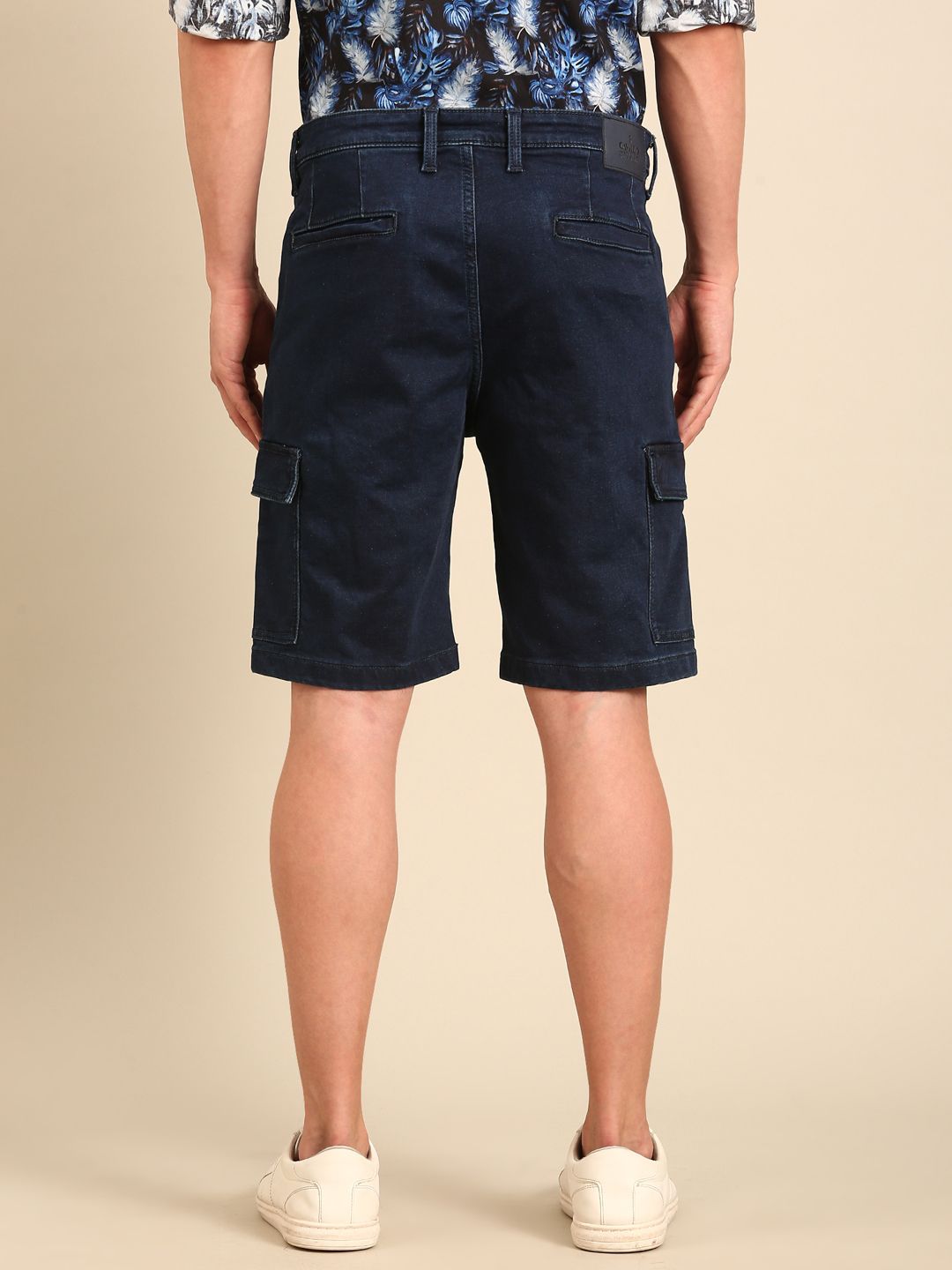 Cavallo By Linen Club Men's Blended Linen Blue Solid Contemporary Fit Casual Shorts