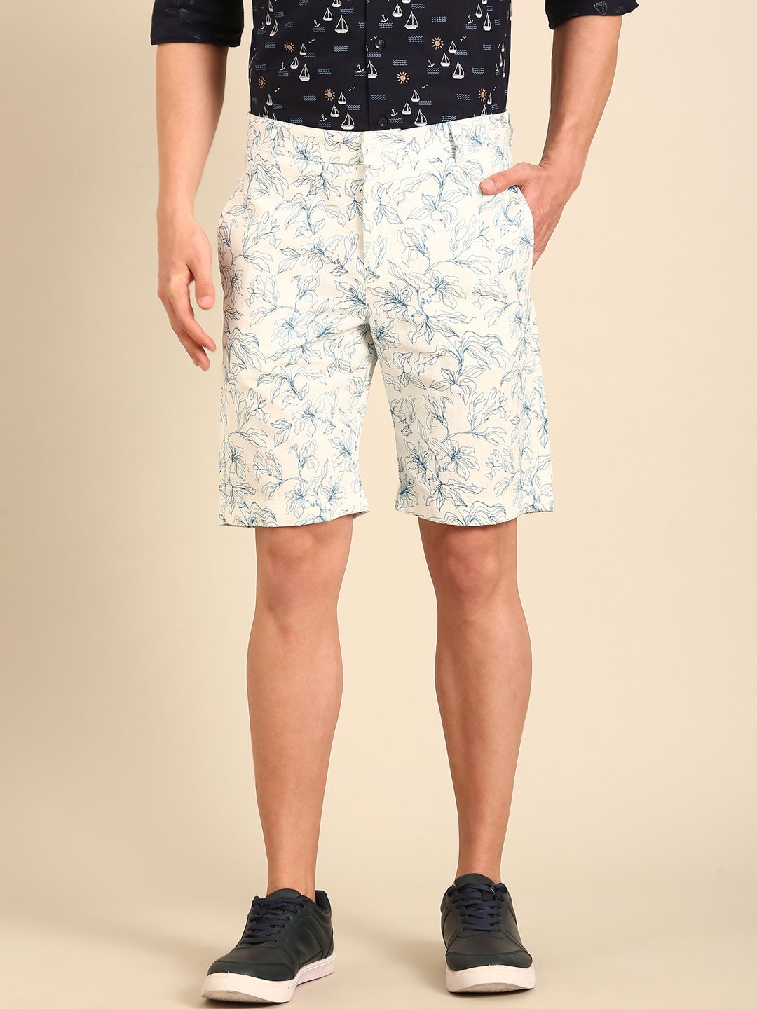 Cavallo By Linen Club Men's Blended Linen White Printed Contemporary Fit Casual Shorts