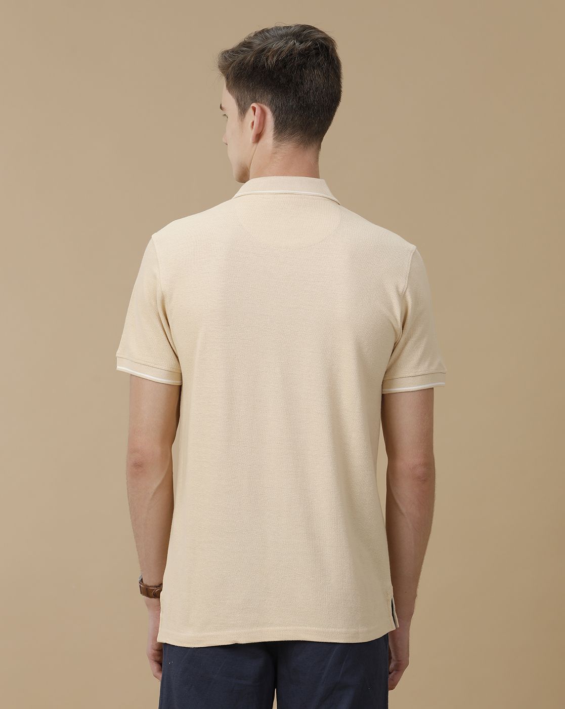 Men's Blended Linen Beige Solid Contemporary Fit Half Sleeve Polo Neck Casual T-Shirt