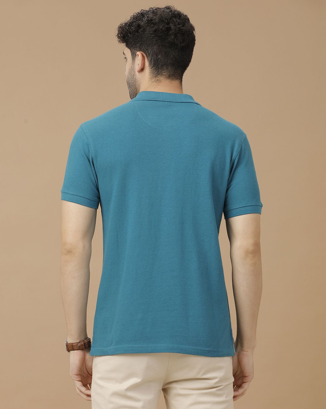 Men's Blended Linen Blue Solid Contemporary Fit Half Sleeve Polo Neck Casual T-Shirt