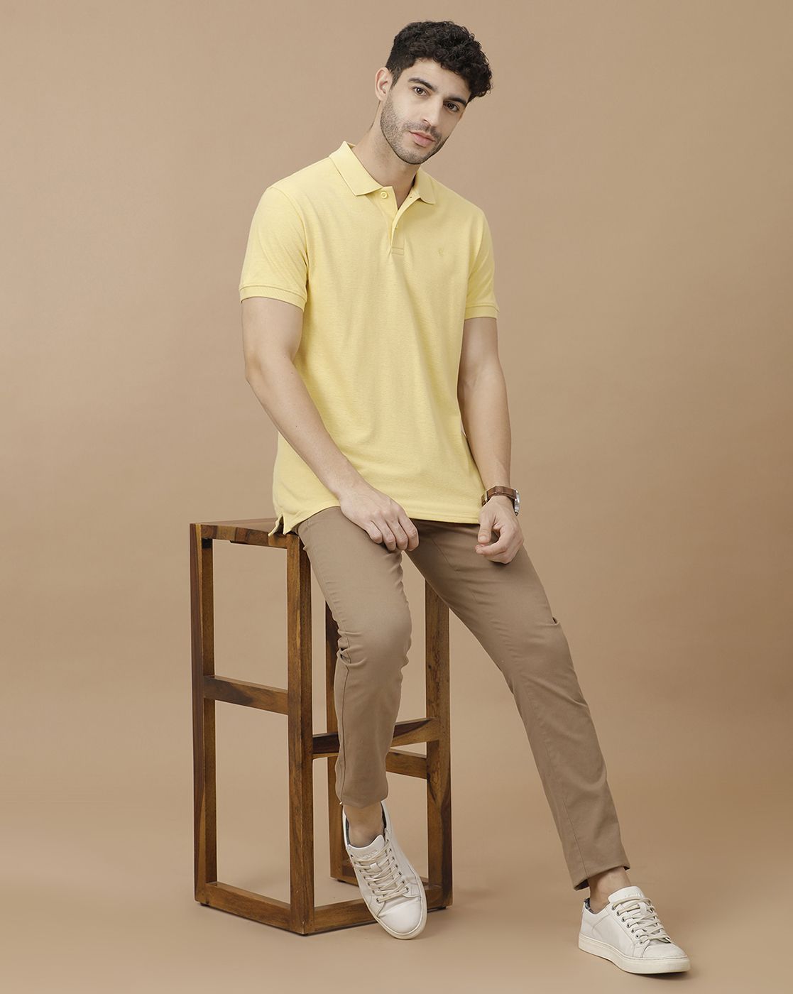 Men's Blended Linen Yellow Solid Contemporary Fit Half Sleeve Polo Neck Casual T-Shirt