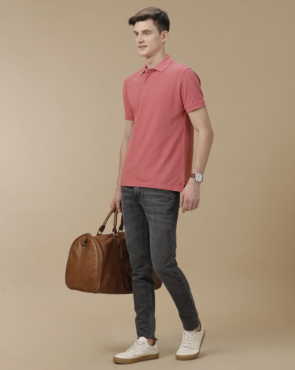 Men's Blended Linen Pink Solid Contemporary Fit Half Sleeve Polo Neck Casual T-Shirt