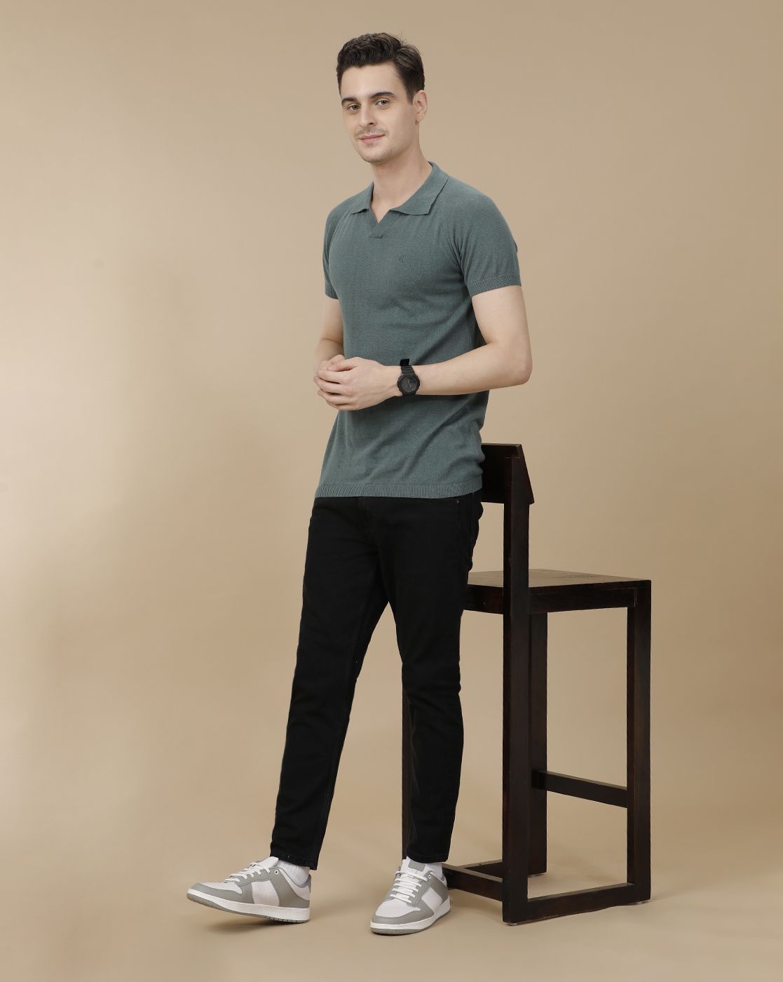CAVALLO by Linen Club Men's Linen Cotton Green Solid Contemporary Fit Half Sleeve Polo Neck T-Shirt