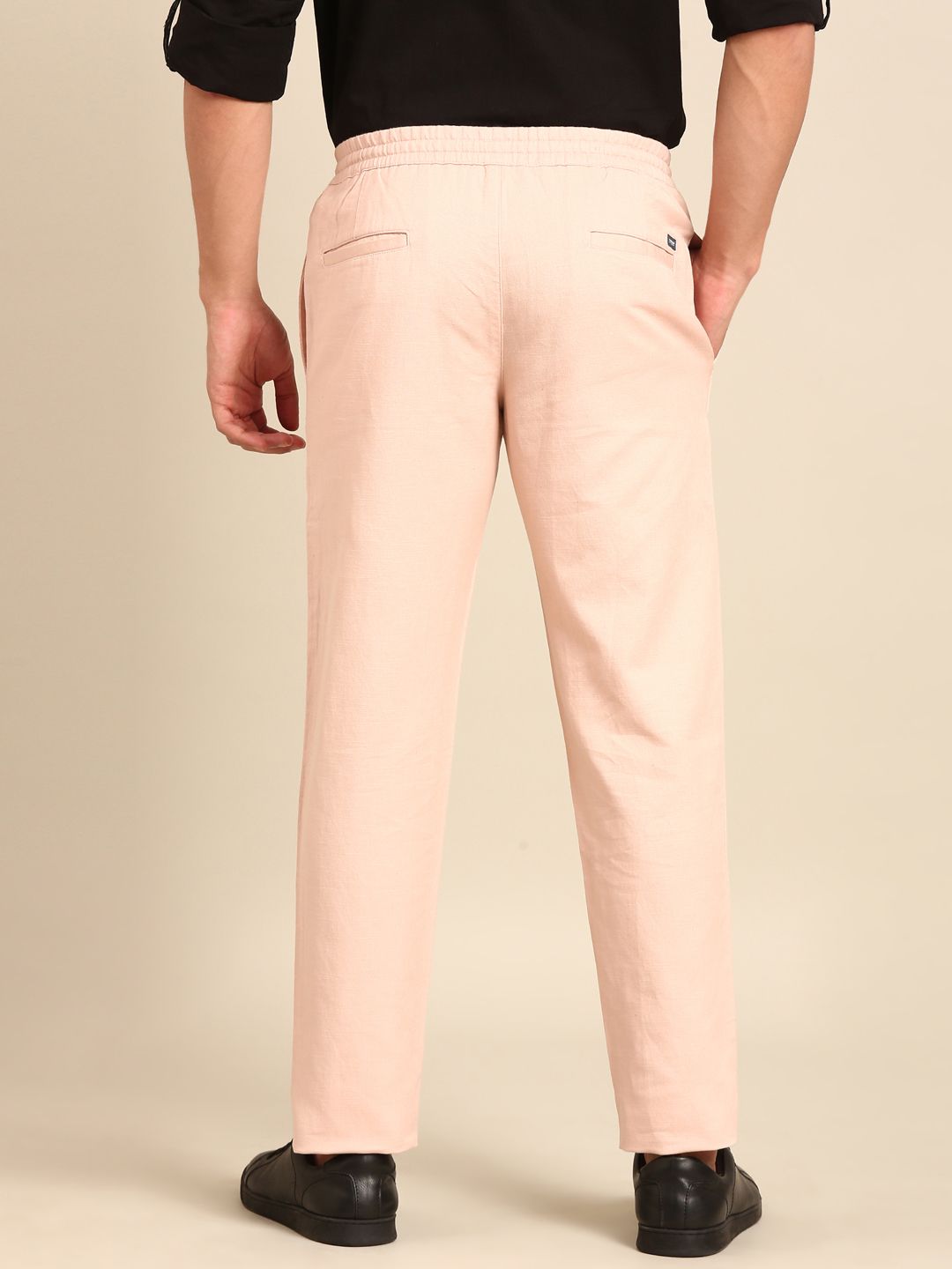 CAVALLO By Linen Club Men's Blended Linen Pink Solid Contemporary Fit Casual Trouser