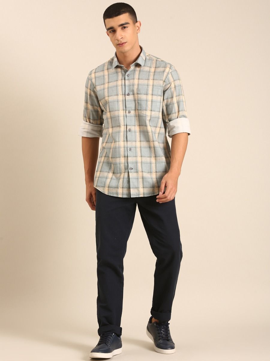 CAVALLO by Linen Club Men's Blended Linen Dark Blue Solid Contemporary Fit Casual Trouser